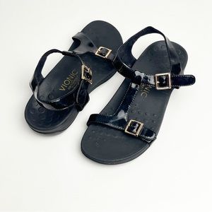 VIONIC Adrianne Black Patent Leather T-Strap Two Adjustable Buckles Sandals 6